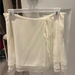 Forever 21 White Wrap Mini Skirt Size M